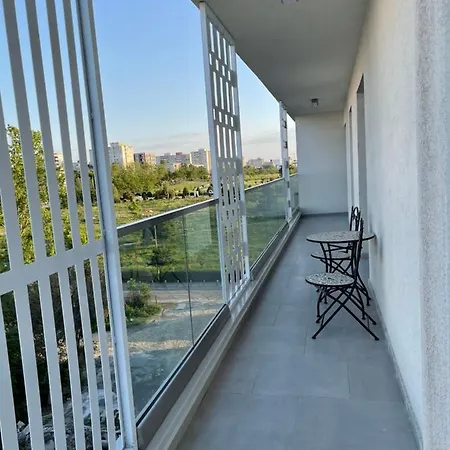 Apartment Army 2 *